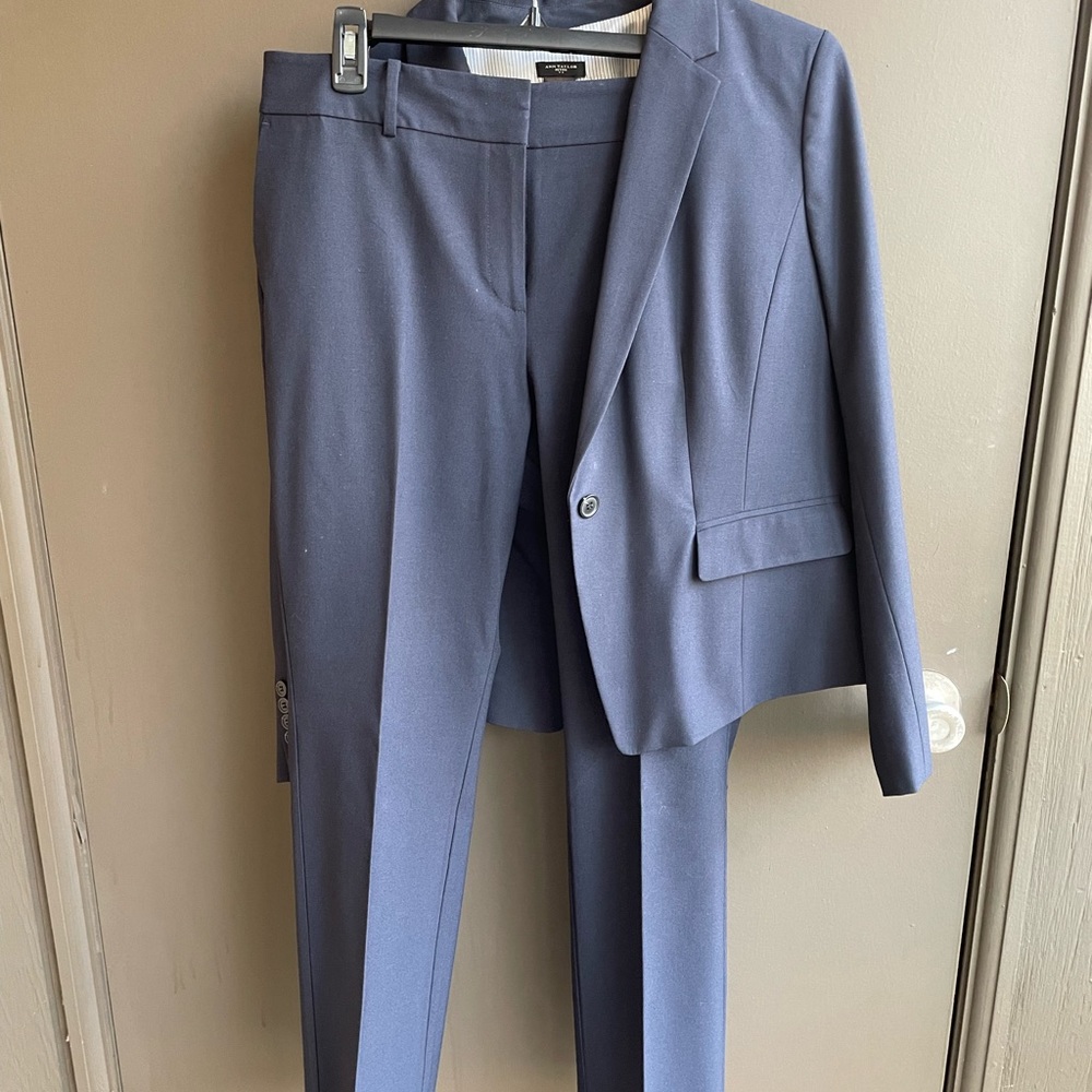 Ann Taylor Business Work Suit 14p / 12p